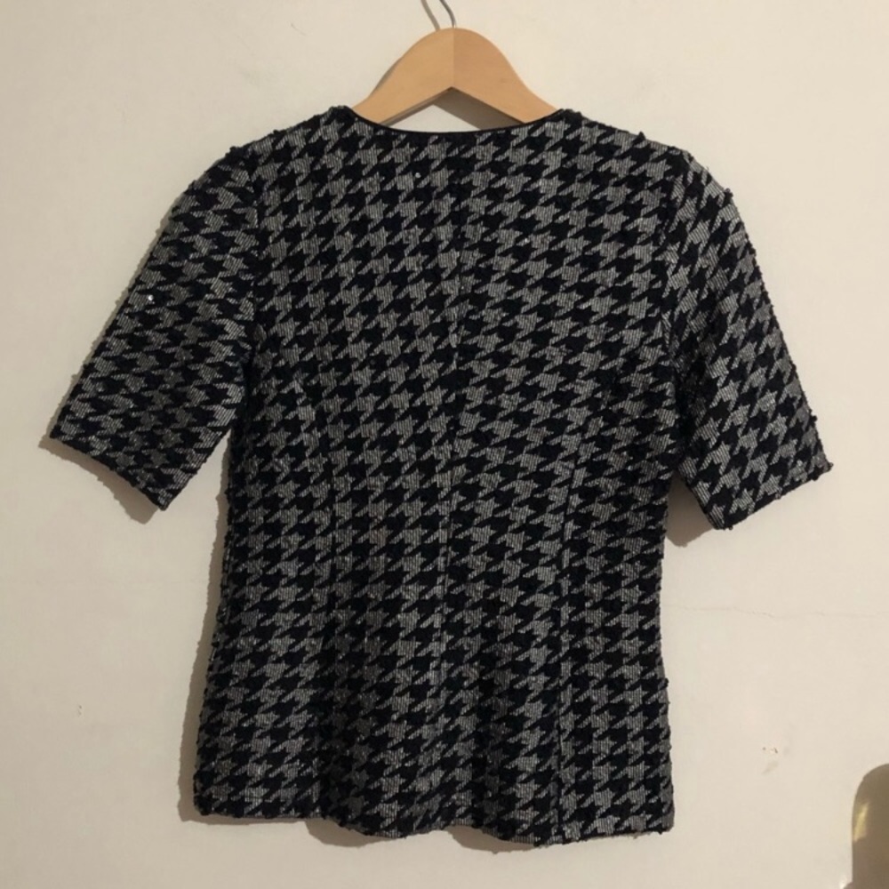 Like-🆕: Ann Taylor | Houndstooth🔹Shimmery V-Neck - Picture 7 of 9